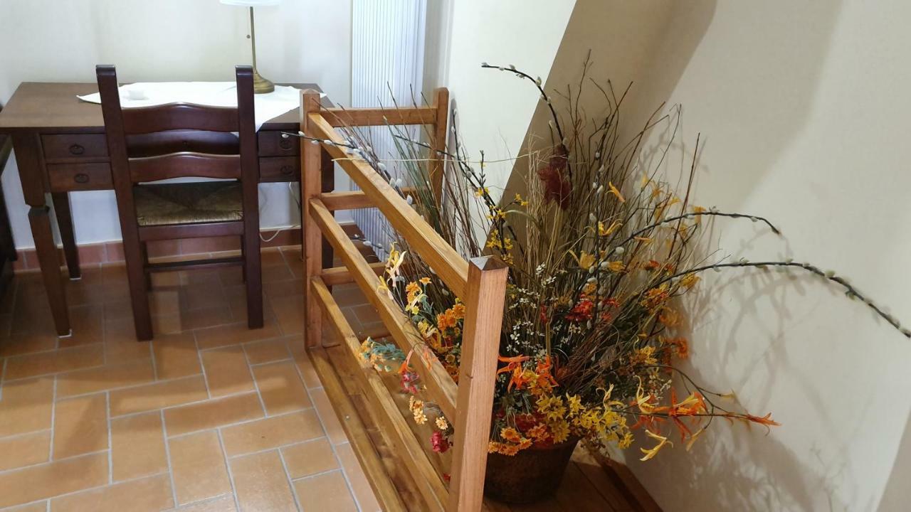 サント・ステーファノ・ディ・セッサーニオLa Torretta Mediceaアパートメント エクステリア 写真